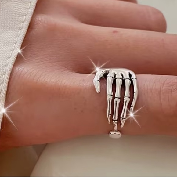 Silver Skeleton Hand Ring - Picture 1 of 5